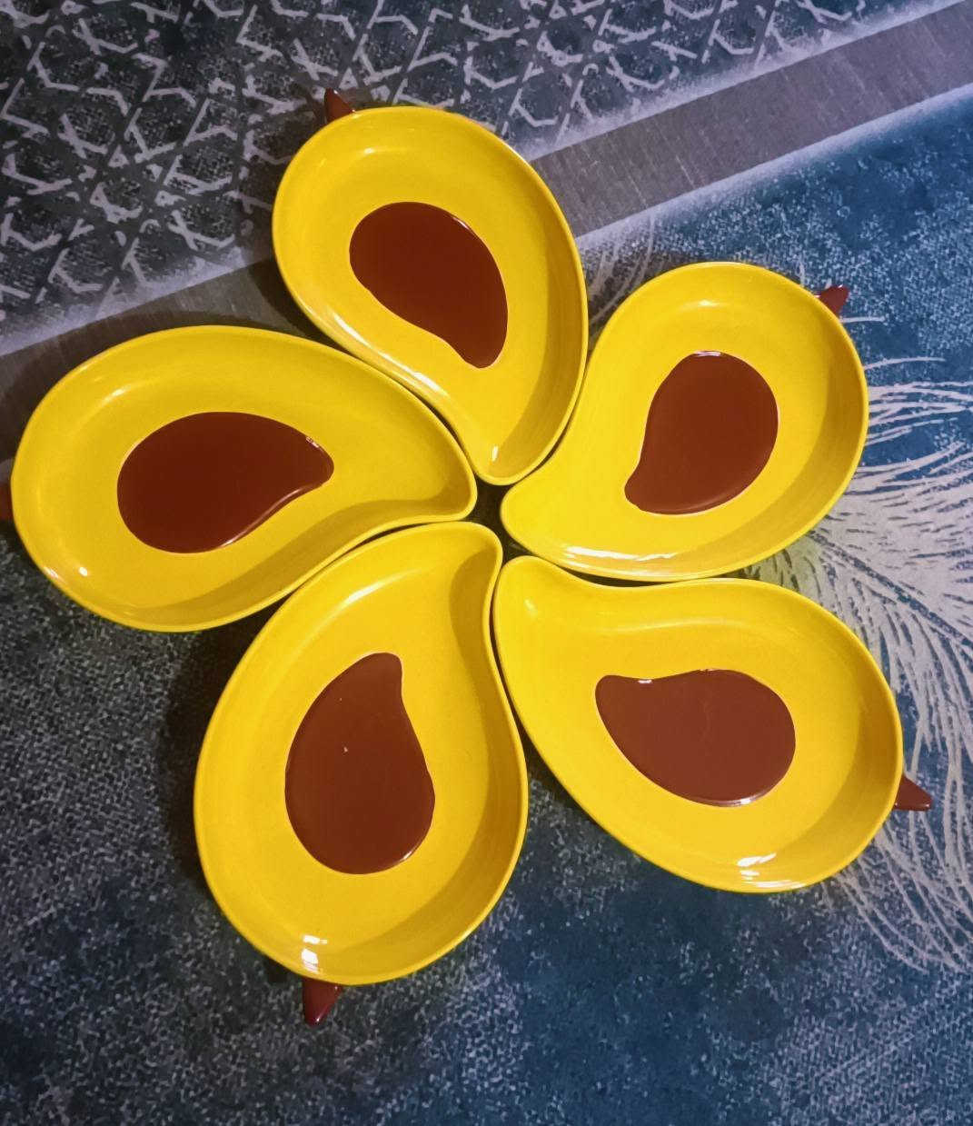 للحجز ولتساب ***********
