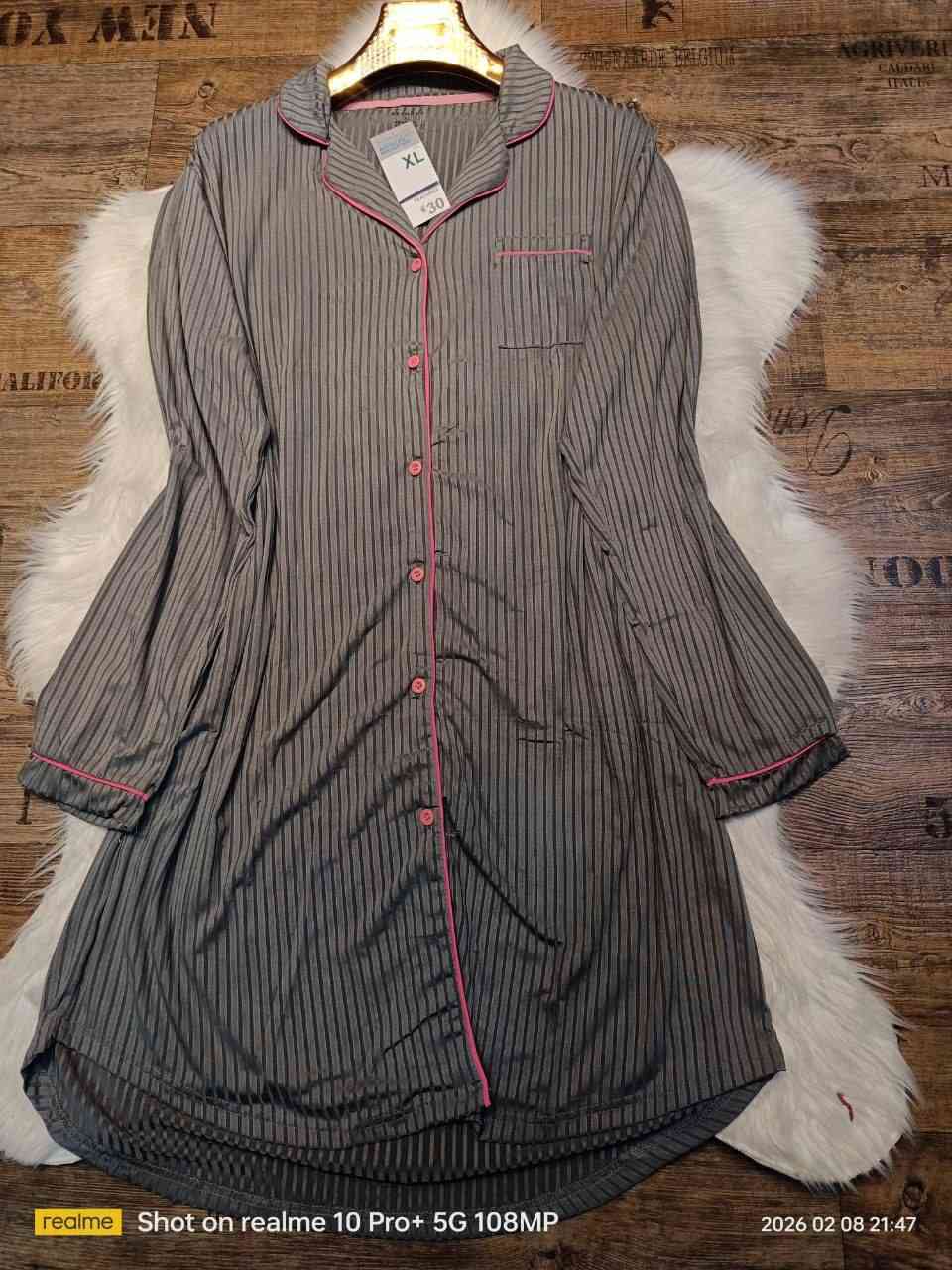 فوندروب أمبرطاسيون لامارك Primark
السعررر فالخاص سومة لافار 
لطاي M L XL سيري فيه6حبات 
التوصيل متوفر ل69ولاية أهلا وسهلا بكم


**إذا كنت صاحب هذا الإعلان وتريد حذفه لأي سبب، رجاءا أرسل رسالة إلى الدعم الفني**