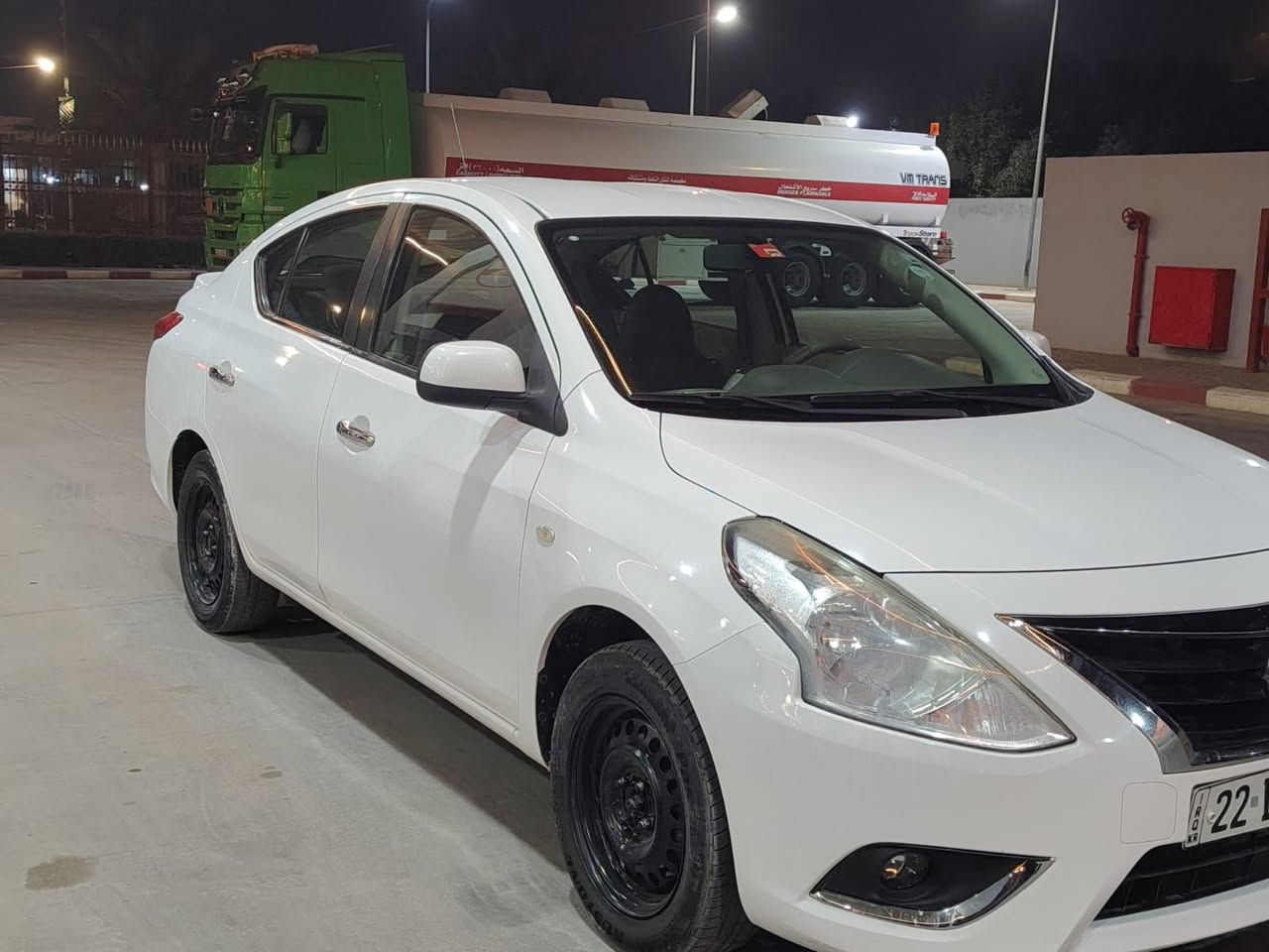 سلام عليكم   للبيع فقط
نيسان صني هندي بليته زرگه موديل 2022 رقم أربيل دولي هزه جديده بسم شركه وكاله تحويل كله مضمون مكفوله كفالة عامه ماشهو88 حقيقه السيارة بوضعيه الشركه جديده كلش السعر 111 مجال قليل***********
