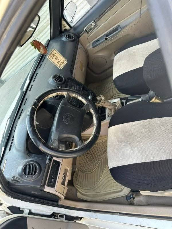 للبيع او مراوس 
سيكي لون ابيض 
رقم بغداد 
مشروع وطني
بدون ضرر بيها كم قطعه ع بارد بالبوند وباب 
جاملغ يرادله صبغ 
ماشيه ١١٥
جامات كهرب 
كير محرك شرط 
ويل كب 
السعر 💸 33💸وبيها مجال 
مكان السياره موصل 
  الاتصال على الارقام
*********** بيه واتساب
***********
