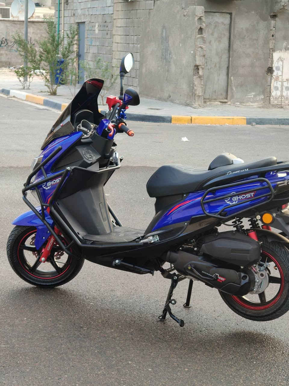 السلام عليكم دراجه سترونك 
٠ مديل 2024 طلعتها من الوكيل 2025/9/20 يعني صارلها فتره من طالعه من المعرض 
٠ مكاتبة وكيل بأسمي موجوده عندي
٠ زيرو زيرو زيرو
٠ كفاله عامه 
٠ بصمات 2 
٠ سويجات 2
٠ الدراجه بلاديه كفاله عامه مامفتوح بيها اي شي ولا برغي
٠ محرك  150cc
٠ فول مواصفات يو بي اس مانع انزلاق
٠ سستم دبلات رياضي  و ويلات واصابع ويدات غراضها الاصليه مالات الوكيل والدبل الغازي الاصلي 
٠ كهربائيات كلها شغاله ماناقصها اي شي اشاير رباعيه لايت زنون عالي ناصي بگ لايت ﴿ LiD ﴾
٠ دراجه هواي بيها شغلات وتفاصيل وحساسات 
٠ العينه الكتروني نسبه البانزين ونسبة البطاريه والاشاير + ﴿CHICK INGIN﴾ اي خلل عندك يضهر بالعينه
٠ المحرك شرط كفاله كفاله كفاله 
٠ الدراجة نگرة سلف
٠ الدراجه بعدهه ماماشيه هواي الله شاهد على ايدي ماناقصها كلشي كلشي غراضها كلهن كاملات 
٠ السعر 1350
٠ مكاني البصره الزبير المربد
٠ *********** اتصال/واتساب
