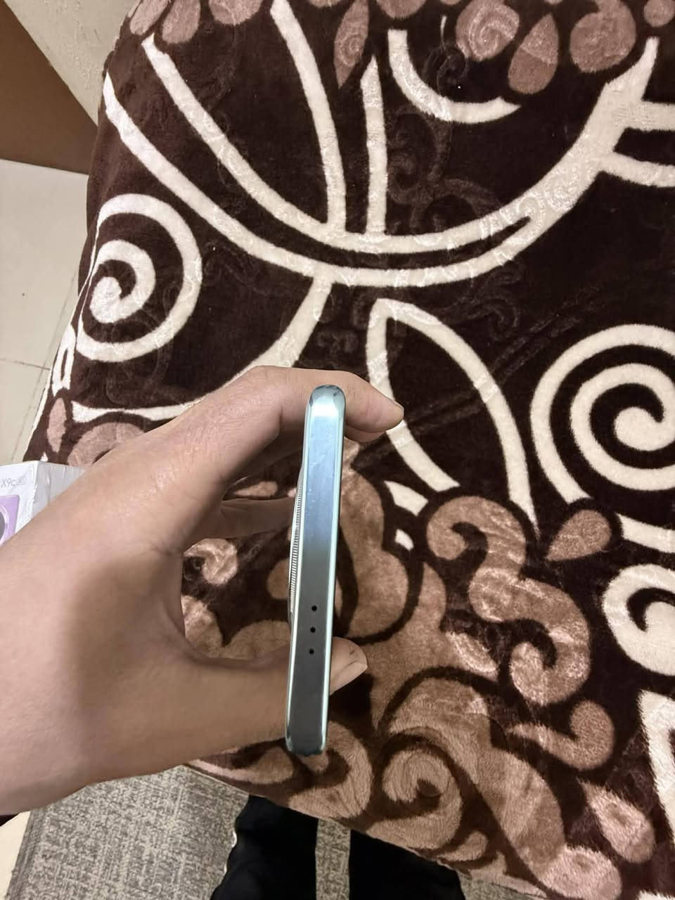 سلام عليكم هونر اكس 9سي اخو الجديد بيه ثلمه مامبينه مكفول ذاكره 256 رام 12 كامل ملحقات سعر 290وبيه مجال كلش نظيف مكان بغداد *********** سعر الجديد 360الف
