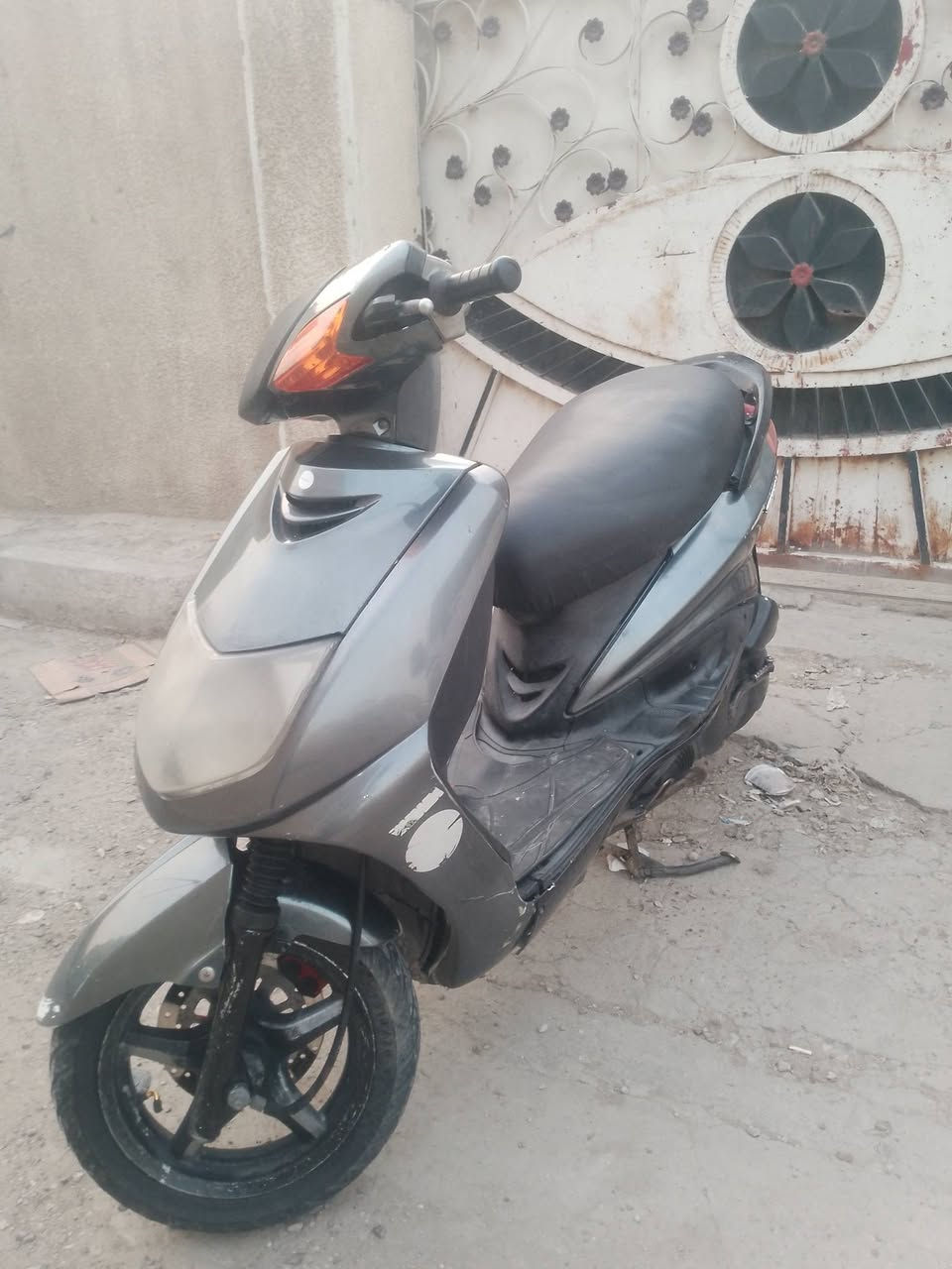 سلام عليكم 
دراجه سكنس نثيه دراجه صارله اربع تشهر من نزلت مكينه بلاد ضفيره بلاد دراجه قبق كلجات ما مفتوح بيه دراجه كلش حلوه بس هسه كامت تخربط ما اعرف ليش كهربائيات كلهه كامله مكمله مكاني بغداد تقاطع درويش ***********
