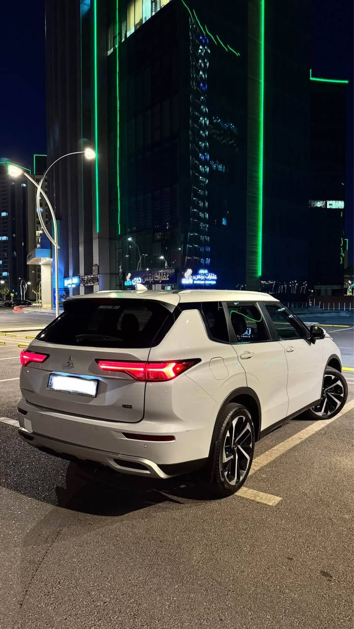 mitsubishi outlander 2024 
- مستەربۆشی ئاوتلاندەر ٢٠٢٤ پانۆراما دەبل ئەکسل  4x4  رەقەم جایز فەحس هەزە نوێ
- مواسەفات فول فول SEL فەخری یابان 🇯🇵🇯🇵گیر و مەکینە نیسان رۆگ
- جاملغ بۆنیت بی ژووری شانسی بەتانە هەمووی بەشەرت ئیرباگ سیستەم 
- ٢٢ هەزار رۆیشتووە سفرە👌
- سعری بە رەقەمەوە ٢٢٨ وەرەقە کەمەک مەجال بە سعری بێ رەقەمەک دامناوە خوار هەموو بازار 🔥
- بۆ پەیوەندی : *********** 
- مواسەفاتی : کوشن پاقلاوە ، کامیرە ٣٦٠ ، ٥ کامیرا ، رادار ئاوینەکان ، کشن سارد و گەرم ، کشن پشتەوەش سارد و گەرمە ، بریک بەسمە ، ئۆتۆهۆلد، ٤ دەرگا بەسمە ،شحن وایرلێس ، سندوق شەفت ، ٣ مقعد، ویل کرۆم فول فول لەوە قەپاتتری نیە 🔥🔥🔥…… أربيل, العراق
