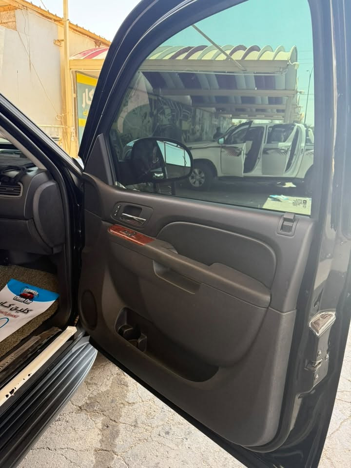 تاهو 2011  LTZ  رقم بغداد مميز
ماشيه 160مايل 

مواصفات خاصه

سلايت

جنطه كهرباء

غرفه جلد 

دشبول صاج 

مسجل بلادي 

كامره بلاديه 

سماعات بويس بلاديات عدد 10

ايربكات عدد١٠ بلاديات

مري كهرباء ضوئيات 

اشارة ترحيب

سكليتر وبريك كهرباء تحكم 

كشنات 4 كهرباء وتدفئه تبريد 

تشغيل عن بعد 

سمعات اتصال 

كشنات منفصل 

حساسات خلفيه

جرس انذار 

منضومة تبريد بلاديه 3 قطع

خزن كشنات ميموري 

تحكم مري 

مكينه كير بلاديات

حداديه جديده

تخم تاير 

منضومة بانزين وكالة جي ام

وياله مال LT 2020

لايتات زنون 

كهربائياته كله على وضع الشركه

السياره كفاله من الحادث فقط سرقه 3 قطع بنيد وجاملغ وجنطه مبدلات مصبوغات 

*********** للاستفسار 

العنوان بغداد الكرخ
