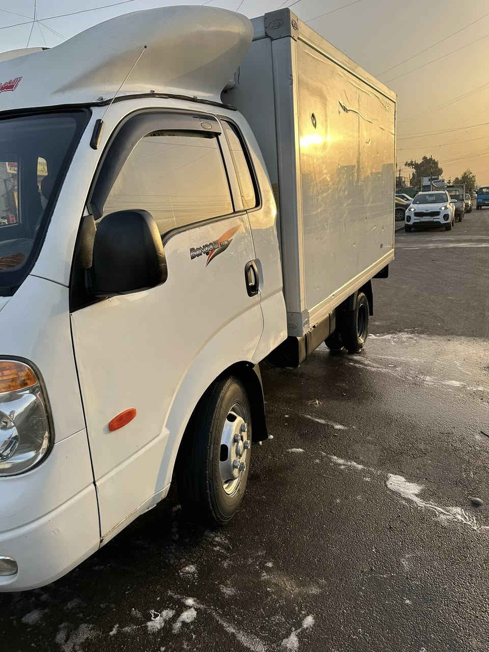 السلام عليكم سيارة كيا براد حمل موديل 2009 السيارة كلشي بيهة ابلادي والسيارة جديدة السيارة بسمي و تحويل ثاني يوم الاستفسار *********** ا
