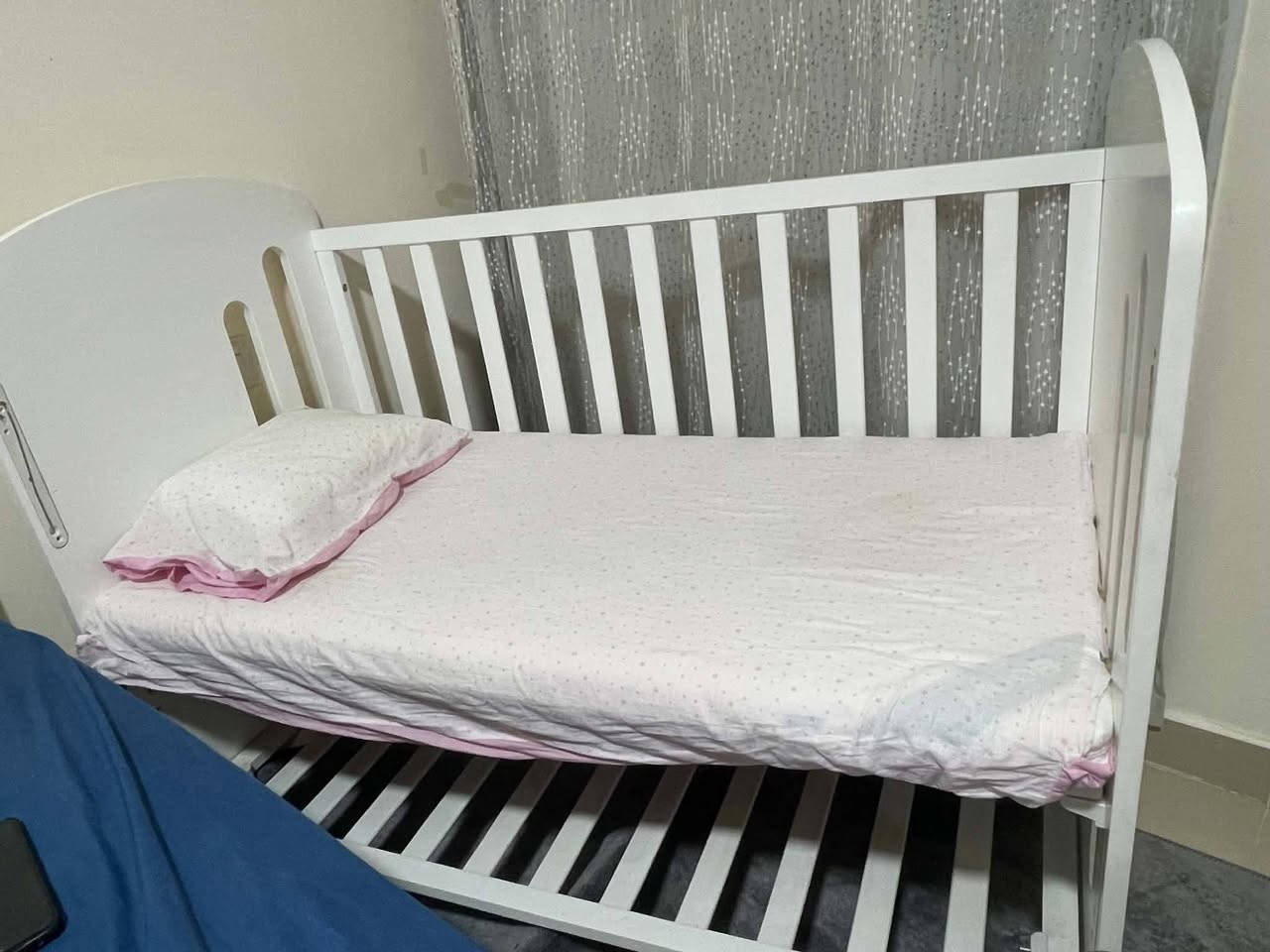 طقم كنبايات :550
سفرة :75
احذيه : 45 
شاشه :100
تربيزات وطاوله ميز 45 
غرفة نوم :300 
غرفه اطفال 155
براد 230
غساله270
جلايه 750
فرن 75
تخت بيبي 75


**إذا كنت صاحب هذا الإعلان وتريد حذفه لأي سبب، رجاءا أرسل رسالة إلى الدعم الفني**