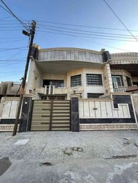 دار للبيع  الدورة المعلمين ( طابو ملك صرف سكني )  المساحة 153م الواجهة...