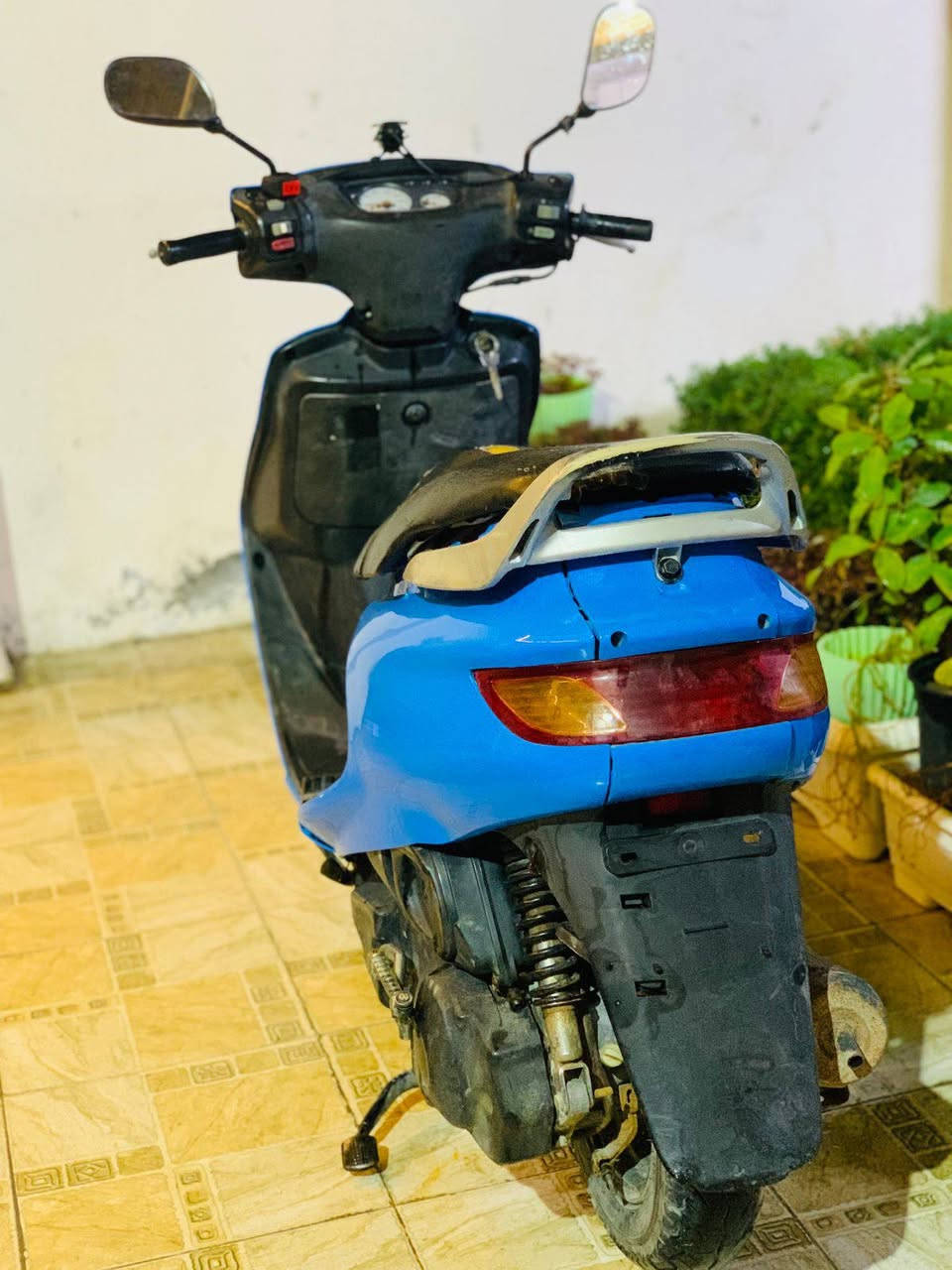 فراشة كرستال 
شلعه ومعدل ونعومه 
السعر/350 وبيها مجال لشراي 
حله مركز المدينة 
***********
