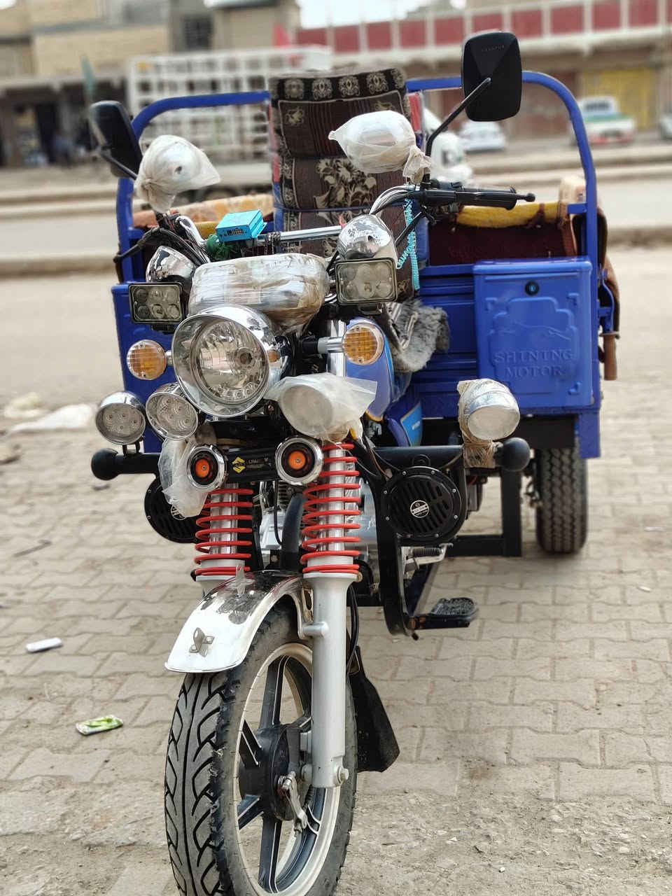 سلام عليكم ستوته مديل 23 طالع من الوكيل 2026 مكفوله عام من اي نقص  شرط مكانها  الحمزه الشرقي 
مكلف بنشر رقم صاحبها واتصل عليه ***********
