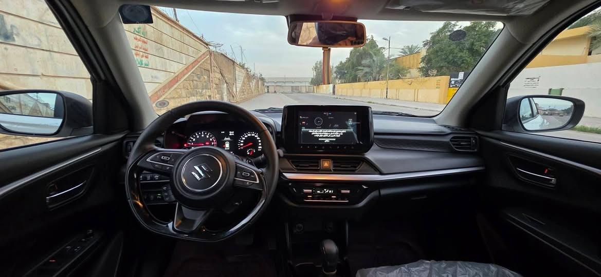 سازوكي سويفت Hybrid موديل 2025
مواصفات فول عدة الفتحة / 🚙
1- بصمة 
2- لد نهاري LED 
3- لايت زنون بلادي (عدسة) 
4- مانع انزلاق NSC 
5- اوتو ستوب AS🚫
6- كاميرا خلفية + رادار خلفي 🎦
7- رادار تصادم 
8- كروس مثبت سرعة ⏱️
9- محرك كهرباء شحن ذاتي (بانزين)
10- شفت سرعات 🚥
11- أبل واندرويد كار 🚏
12- بگ لايت LED 
13- تحديد مسار 🛣️
14- مري كهرباء شفط 
15- سقف اسود BLAK
16- شاشة لمس 📺
17- شاشة لوحة تحكم 
18- صرفيات الوقود (ممتاز) ⛽
19- لوحة التبريد بيانو 
20- بطارية عدد 2 ليثيوم 
21- تحكمات ستيرينج (سبيكر اتصال) 
22- دفتر ضمان (محرك وگير) 
23- ستيرينج كهربائي 
24- حجم الويل كاب 16 s
25- كشافات ضباب 
26- رقم بغداد دولي (جديد) 
27- اشارة ترحيبية 
28- ابواب بصمة 
29- وسائد هوائية عدد 8 
ملاحظة / السيارة ماشية41K قابل للزيادة  السيارة بحالة ممتازة جدا وكاملة من كلشي اقتصادية بانزين وهايبرد سعر95 بيها مجال مطلوبة للمصرف نضام وكالة


**إذا كنت صاحب هذا الإعلان وتريد حذفه لأي سبب، رجاءا أرسل رسالة إلى الدعم الفني**