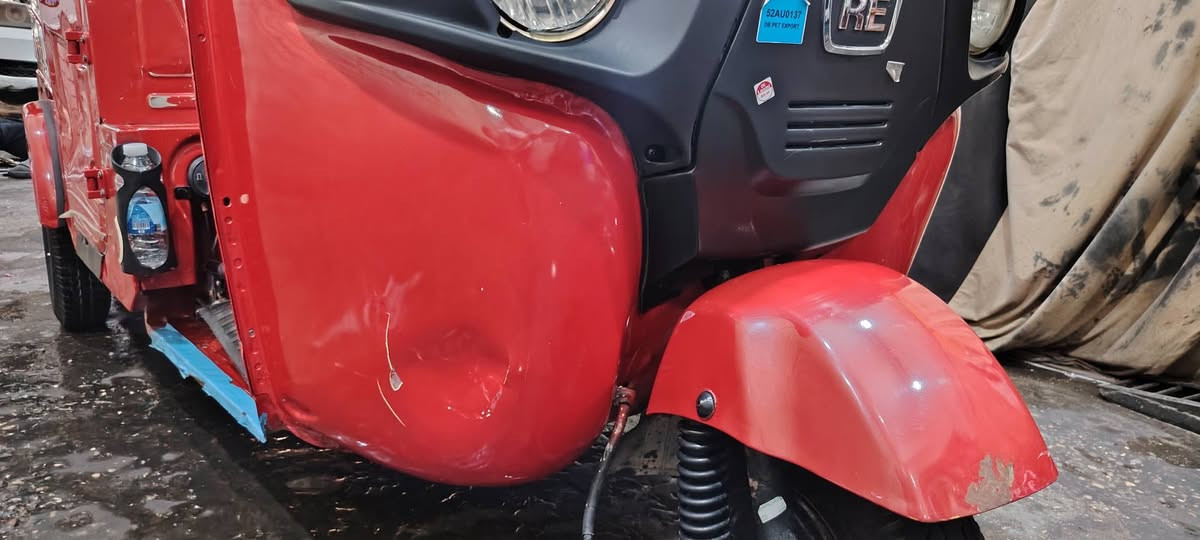 السلام عليكم تكتك نضيفة مكينة مكفولة للبيع رقم كربلاء. موديل 22 رقم وسنوية بسمي ثانيوم التحويل ب مرور رقم *********** السعر خاص
