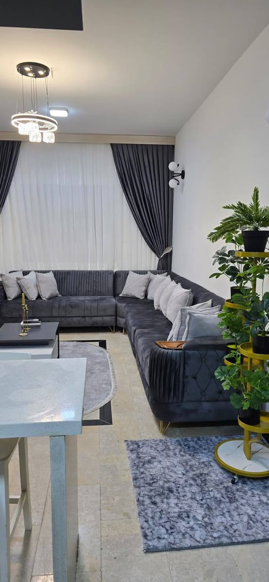 شقة للبيع في مجمع الشعب السكني المساحه ١٥٦ متر مع الاثاث
للمراسلة وات ساب ***********
