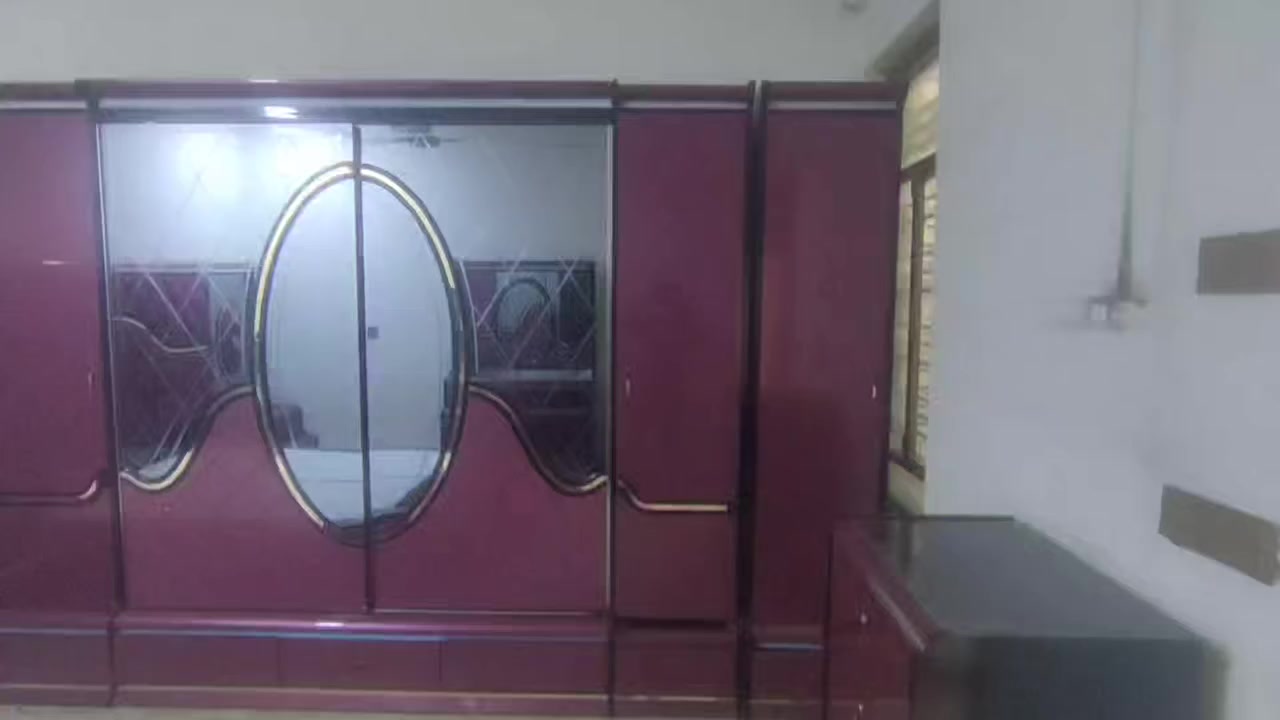 غرفة اخشاب تركيا قوية .. جرباية ام المخزن للبيع مكان بغداد *********** واتساب
