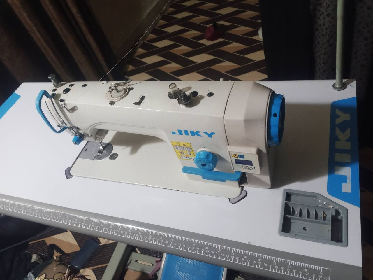 مكينة جاكي للبيع   السعر ٢٠٠   عنوان الموصل واتساب ***********
