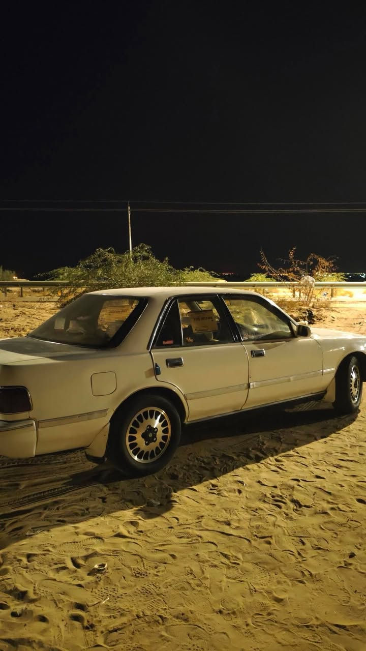 السلام عليكم 
لبيع فقط 
مارك كربلائي ١٩٩١
مكفوله من النغل الجثه والضربه والكص 
تحويل ثاني يوم 
السياره فقط كير يأخر 
مصبوغه جماليه السياره جديده 
مكاني بصره 
***********
