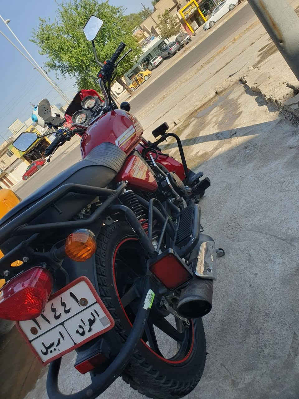 السلام عليكم شباب عندي هاي الدراجه للبيع شرط الدراجه مكفول محرك وكشر نوعها دايون 
موديل 2025

محرك 150

للتواصل ع هاذا الرقم ***********

السعر مليونين و400وبيها مجال
