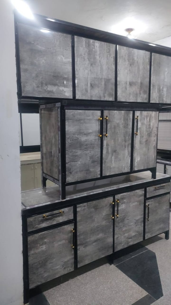 كاونتر مترين أرضي مترين معلق وسنك مرمر متر و٣٠
كاونتر جديد متر ونص ارضي ومعلق وسنك مرمر متر ونص 
واكو سنك ومعلق متر ونص
وسنك وحده متر ونص وسنك متر و ٣٠ 
المكان الاسكان الصناعي واكو توصيل شراي خاص ***********
