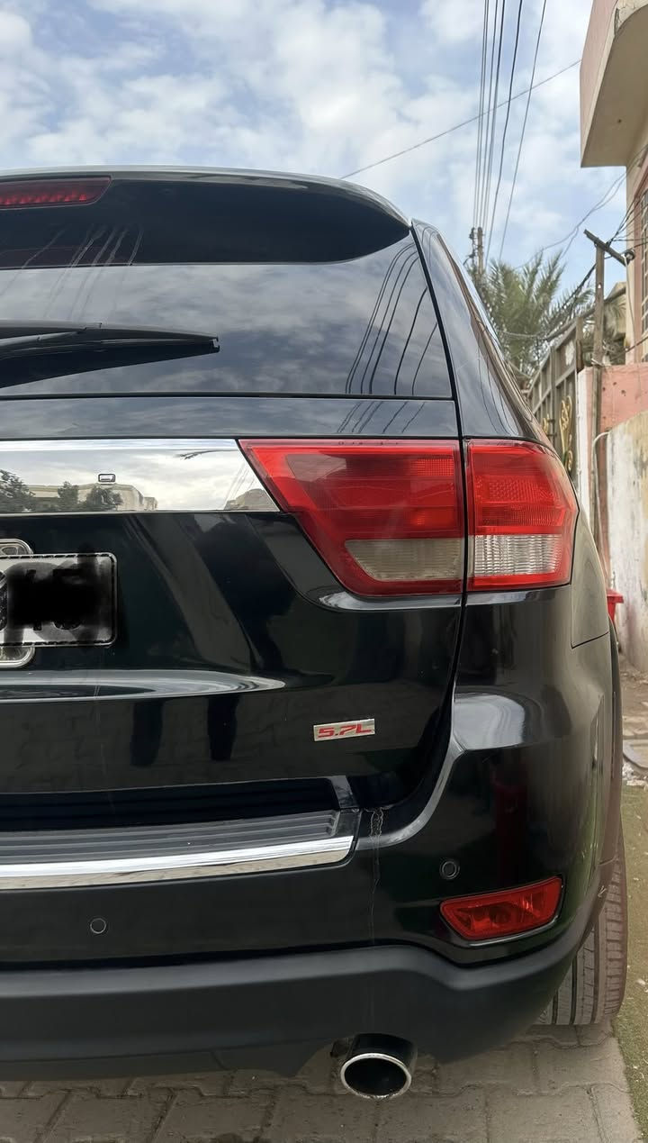 سلام عليكم
جيب 2012 هيمي 5700 مكينة كير تبريد كفالة موصفات  الجيب الRT  لاريدو المعروفة سيارة صبغ حزام اثر شخوط رقم بغداد مشروع وطني تحويل ثاني يوم سعر السيارة 132 وبيها مجال للشراي *********** وبي واتساب.
