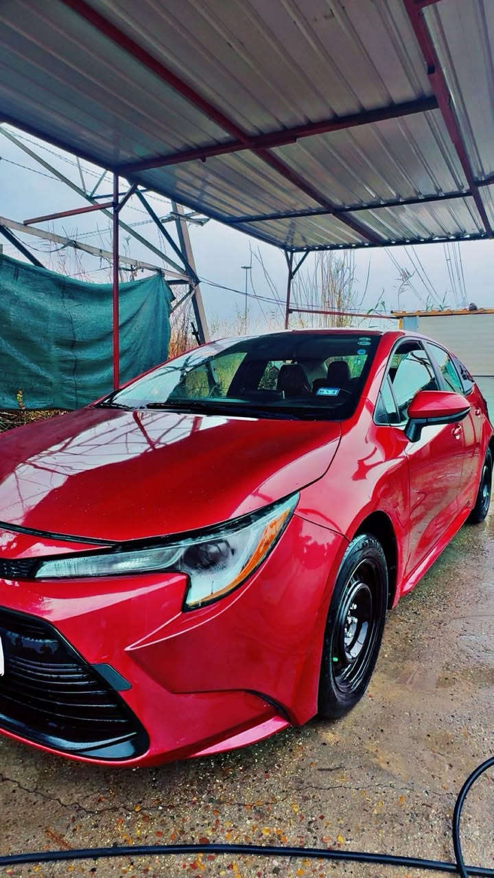 السلام عليكم
تويوتا كورلا2021 للبيع أو مراوس حسب 
بانزين
السونار منشور 
رقم أربيل  تحويل مباشر

مكينة 2.0
فئة سيارة le
مواصفات
شاشة ابل كار بلي + كامرة
سايد بريك دكمة
فول تحكم ستيرن 
تخم تاير +دوشمه جديده مع ارضيه 
سياره جاهزه و بسمي 
السعر. 132$وبيها مجال 
العنوان بغداد الغزاليه 
***********
