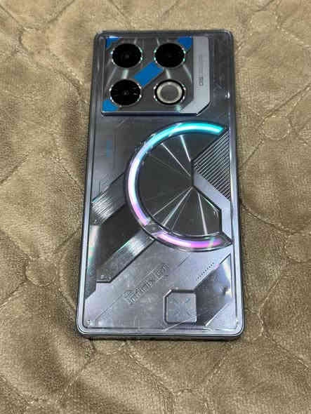 السلام عليكم للبيع
انفنكس جيتي 20 برو  
                                        Infinix Gt 20 pro 
التلفون مال بيت ومامفتوح 
ومكفول اي خلل مابي وبدون غراضه
شاشه : حجم 6.7 Amoled هرتز 144
ذاكرته : 256 والعشوائيه 12+12=24
معالج : Dimensity 8200 Ultimate
يدعم 120 فريم في لعبه الببجي 
كامره خلفيه :108 ميكا بكسل 
حجم البطاريه :5000
نضام التشغيل اندرويد 15
شاحن سريع w45
سرعه البيانات :5G
بصمه وجه &بصمه اصبع
السعر : 270 وبي مجال 
مكاني : بغداد المنصور
***********
