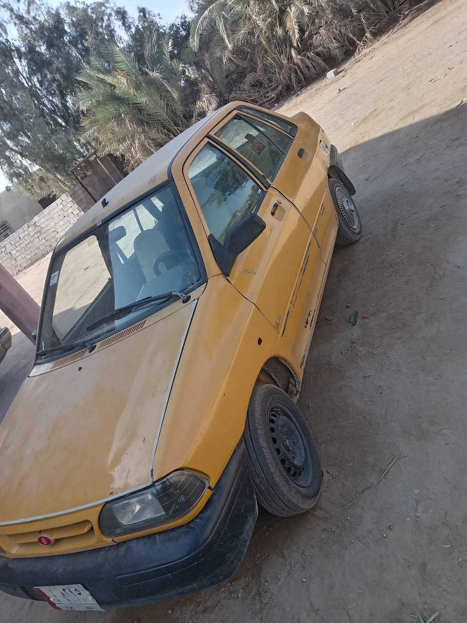 سلام عليكم سياره سايبه لبيع مديل ١١ رقم نجف مصفره خرامات سعر ١١ ورقه بيه خيط بخار سياره جاهزه ما واصل راعيه ابيع كوم حديد مكان ع طريق كربلاء نجف عمود ٨٠٠.     ***********
