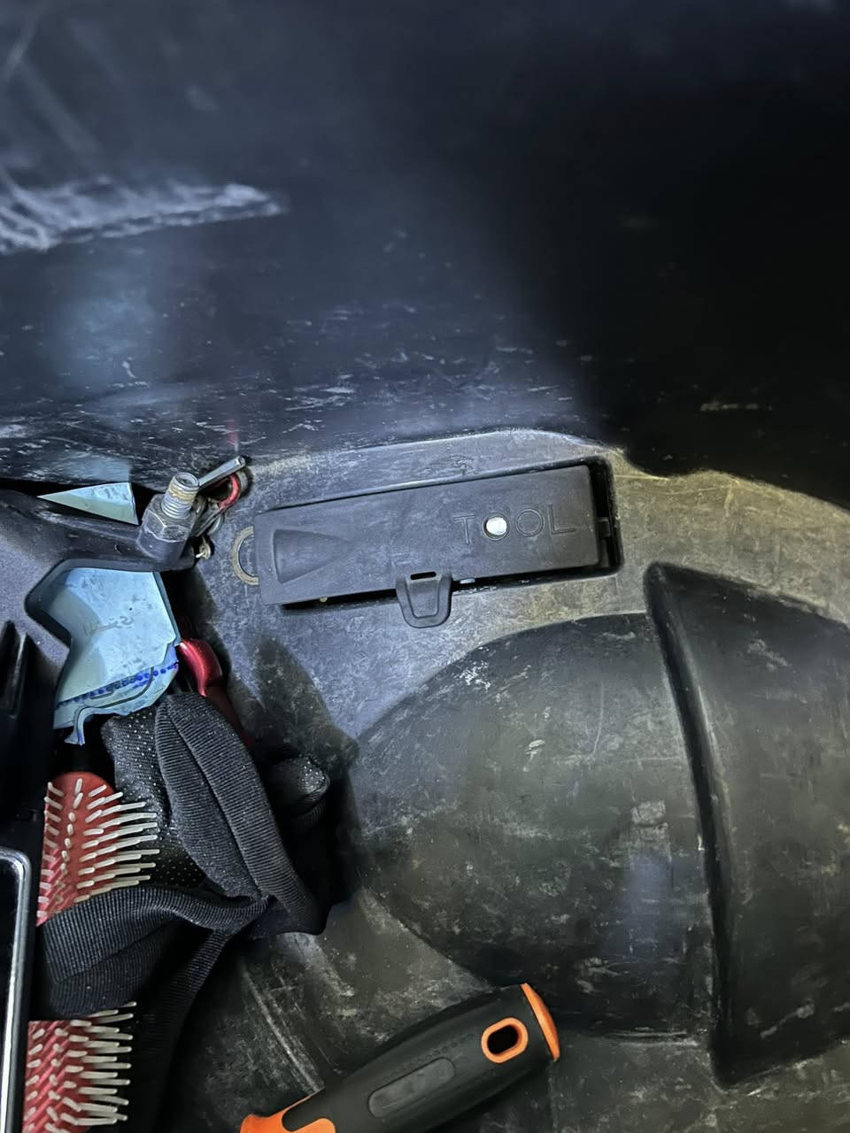 للبيع سكنس لد 
دراجة يابانية قبق نفخ 
مكينة بلادية 
مكفولة كفالة عامة
فقط لسبايدر تجاري 
بـ1350
مكاني بغداد
***********
