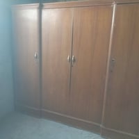 كنتور اربع بيبان ومن استواليت وشربايه انضاف صاج 175 وبيهن مجال 0782902...