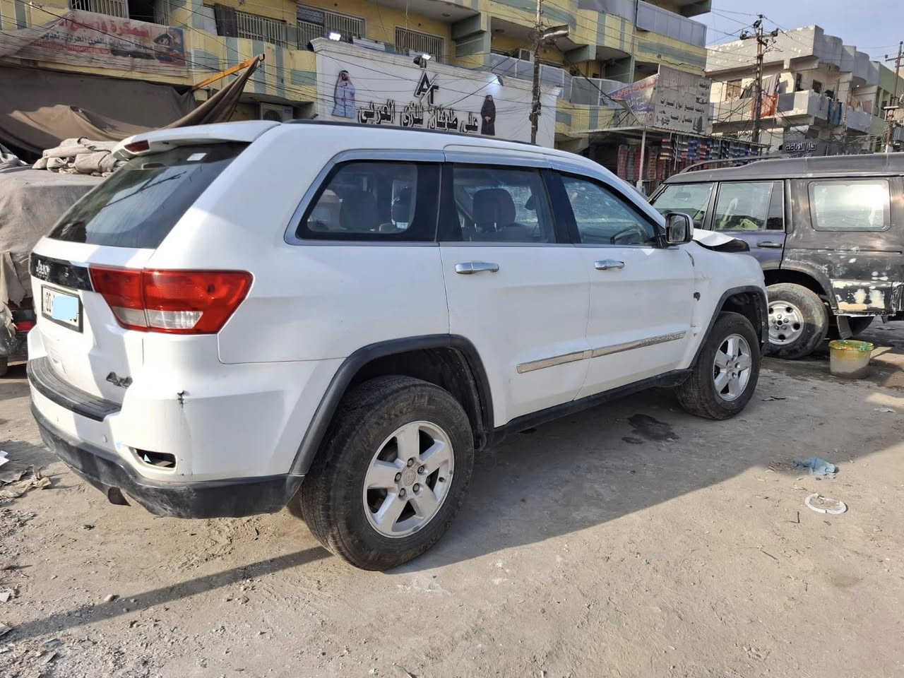 السلام عليكم خوان للبيع جيب موديل 2013 رقم دولي تحويل مباشر سنوية ٢٠٢٨ السياره بيهة حادث ابيعها علة حادثهة كير ومكينه ما بيهن شي الاستفسار الاتصال *********** مكان بغداد
