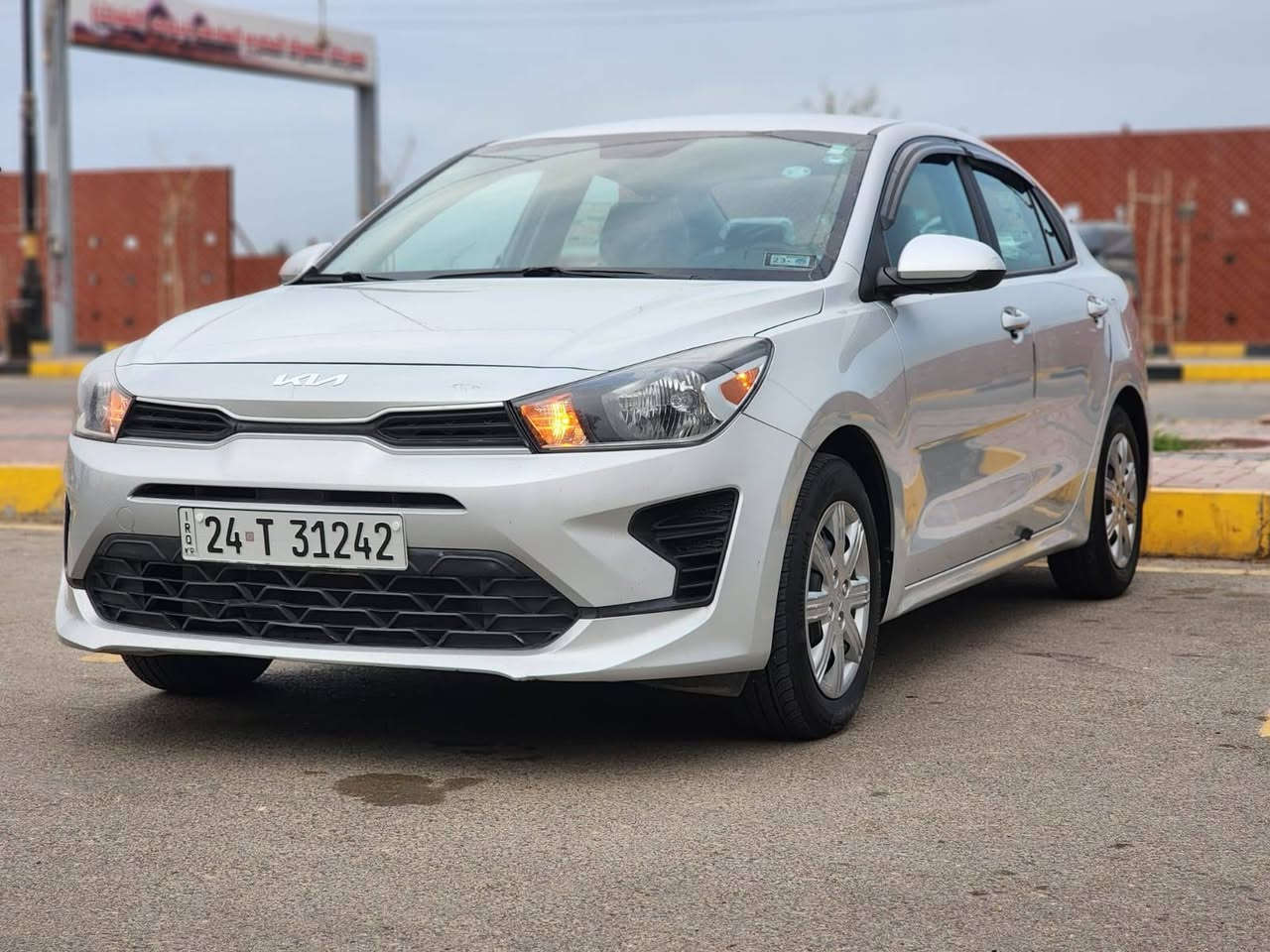 كيا ريو ٢٠٢٣ بيها باب وجاملغ بدون دواخل وبدون ايرباك صور الحادث مرفقه مع الصور السعر ١٣٣  وبيها مجال مرقم دهوك للأستفسار ***********
