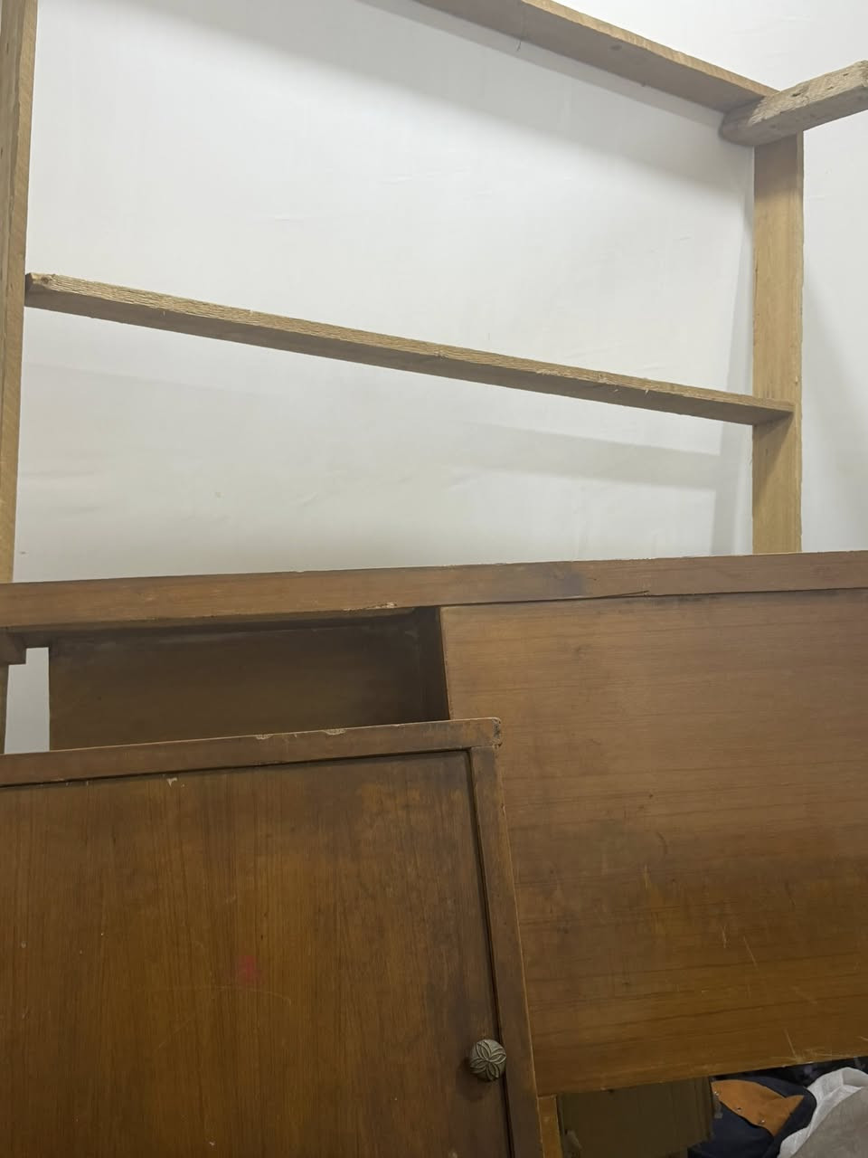 عندي هاذه دوشك وغرفه نجاره للبيع مستعجله ع بيعه لان انتقلت غير مكان ماعندي مكان اله تجي شوفه وتقيمه وبل عافيه عليك


**إذا كنت صاحب هذا الإعلان وتريد حذفه لأي سبب، رجاءا أرسل رسالة إلى الدعم الفني**