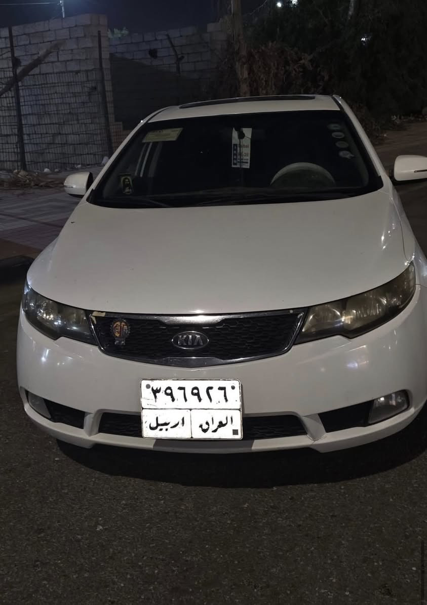 سيارتو ١٣ فول ماعده البصمه بيه باب خلفي نص صبغ  او عتبه صبغ
ماشيه ١٥٠ حقيقي 
شاشاه كاربلي  حساس كامره 
للبيع ١٠٣ ***********
