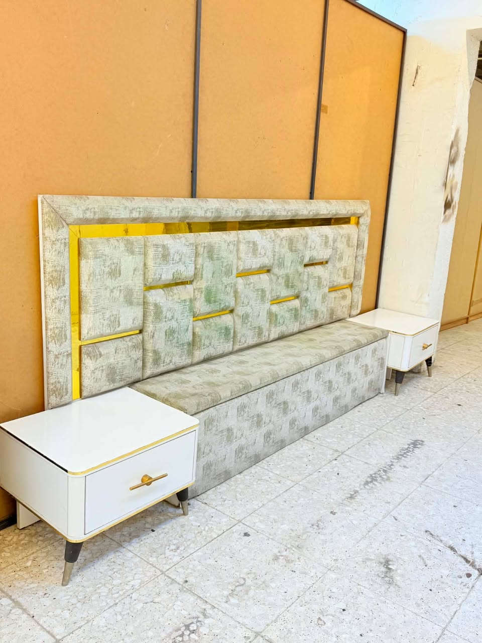 غرفه تركي 9قطع اصليه لون مميز نظافه 90 وأصل شد أو نقل .


**إذا كنت صاحب هذا الإعلان وتريد حذفه لأي سبب، رجاءا أرسل رسالة إلى الدعم الفني**