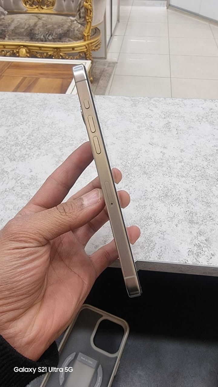 السلام عليكم 
للبيع 
15برو ماكس ذاكرا 256 نموذج M باطارية 89
لجهاز كلش نضيف بس خدش كل بسيط بطرف لكامرا بس مابين يعني الة تركز بي عنواني بغداد ***********
