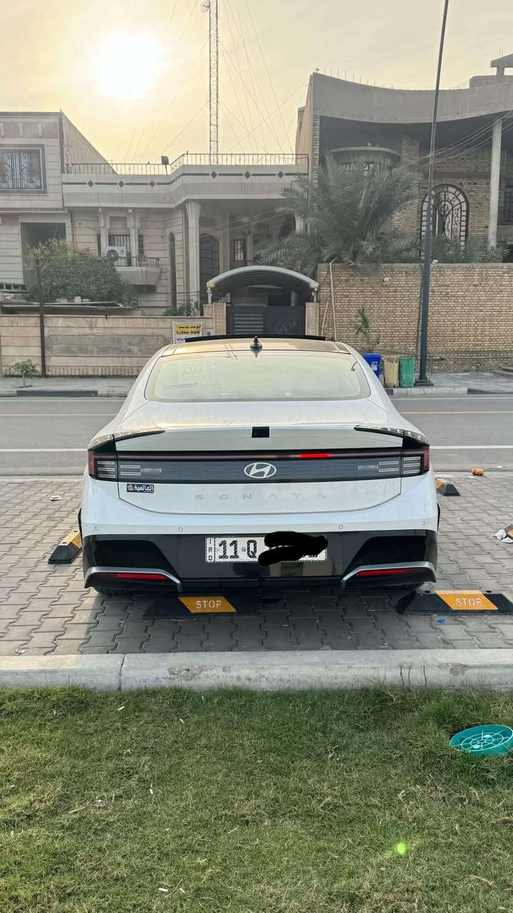 سوناتا 2025 خليجي كفاله عامه من كلش حتى الشخط
فول مواصفات :
بانوراما 
كشنات جلد جملي
كشنات كهرباء
بردات خلفيه
تبريد لمس
عداد شاشه
مرايات كهرباء
تشغيل عن بعد
اناره محيطيه 
لايتات لد امامي وخلفي
اتو هولد
4 وضعيات قياده
حساس امامي خلفي
كير تعليك
سياره ماشيه 22km
رقم بغداد باسمي تحويل ثاني يوم 
مكانها بصره للاستفسار:
***********
