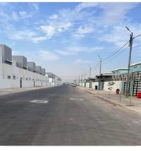 موجود بيت 200 متر مجمع الكرار مرحله 2 شارع 20 شارعه مفتوح ع الحديقه وا...