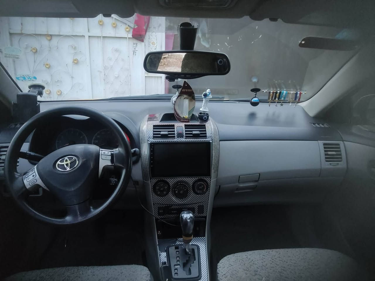 سلام عليكم كورلا للبيع موديل 2013سياره جديده بيها بونيد وجامرلغ فقط حادث بامريكه تخم ويلات ابلادي محرك كير جديد سياره اول صبغ شرط رقم بغداد مشروع وطني سنويه 28 السعر 112شراي اتصل عل الرقم ***********
