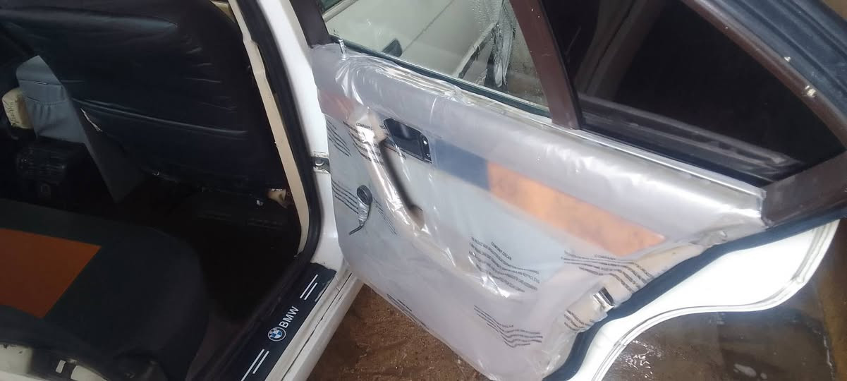 بي ام ٩١ ٥٢٥ مكينھ٢٥ بلاد مكفولھ عام صبغ جماليھ تبريد كير مكينھ حداديھ دوشمھ جديدھ رقم نكليزي بغداد مكان السيارھ لعمارھ السعر ٥٥ وبيھا مجال تحويل او وكالھ سنويھ لغايھ نھايھ ٢٧ھزھ جديدھ ***********
