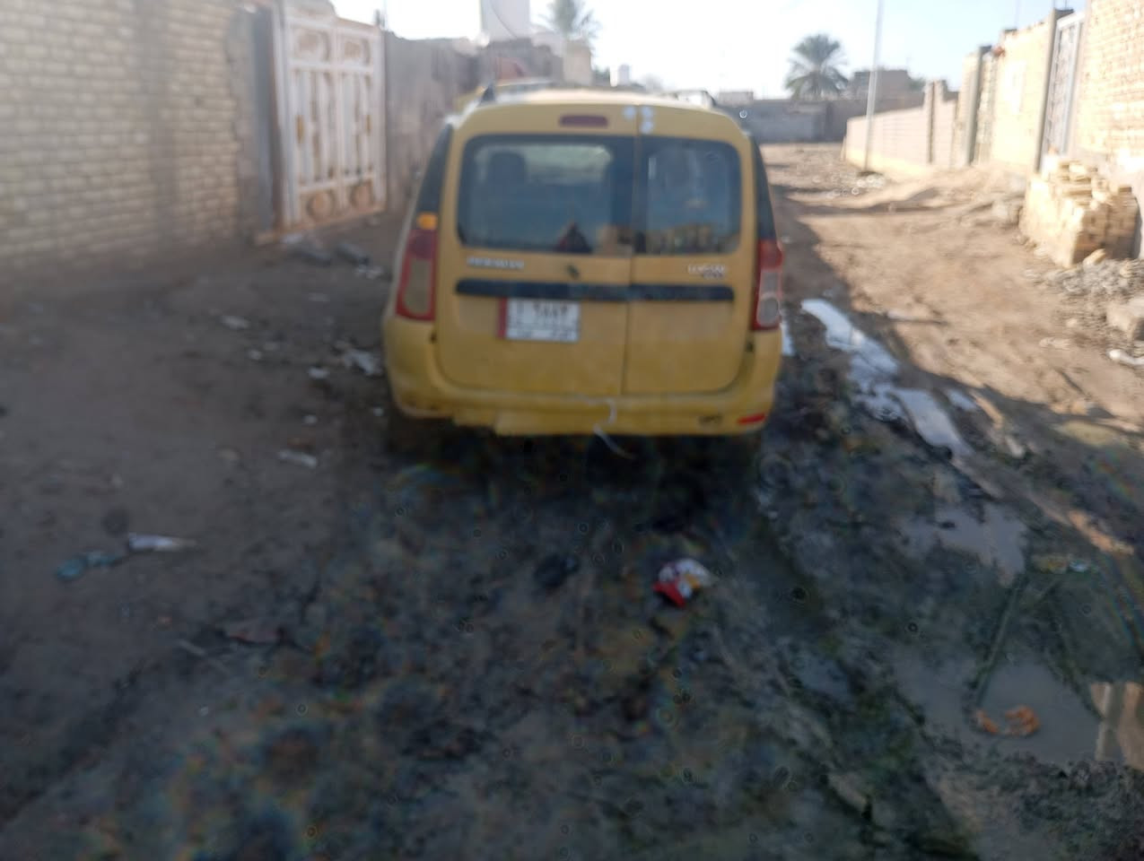 رينو موديل 2011 رقم ذي قار محرك كورله كير ومحرك وحداديه جديد سعر 29 الاتصال ***********
