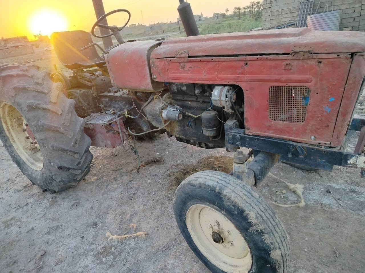 السلام عليكم مكاين عدد 2 للبيع جاهزات محرك كير جهاز شغالات العنوان ميسان العماره حي العسكري الاتصال على الرقم ***********
