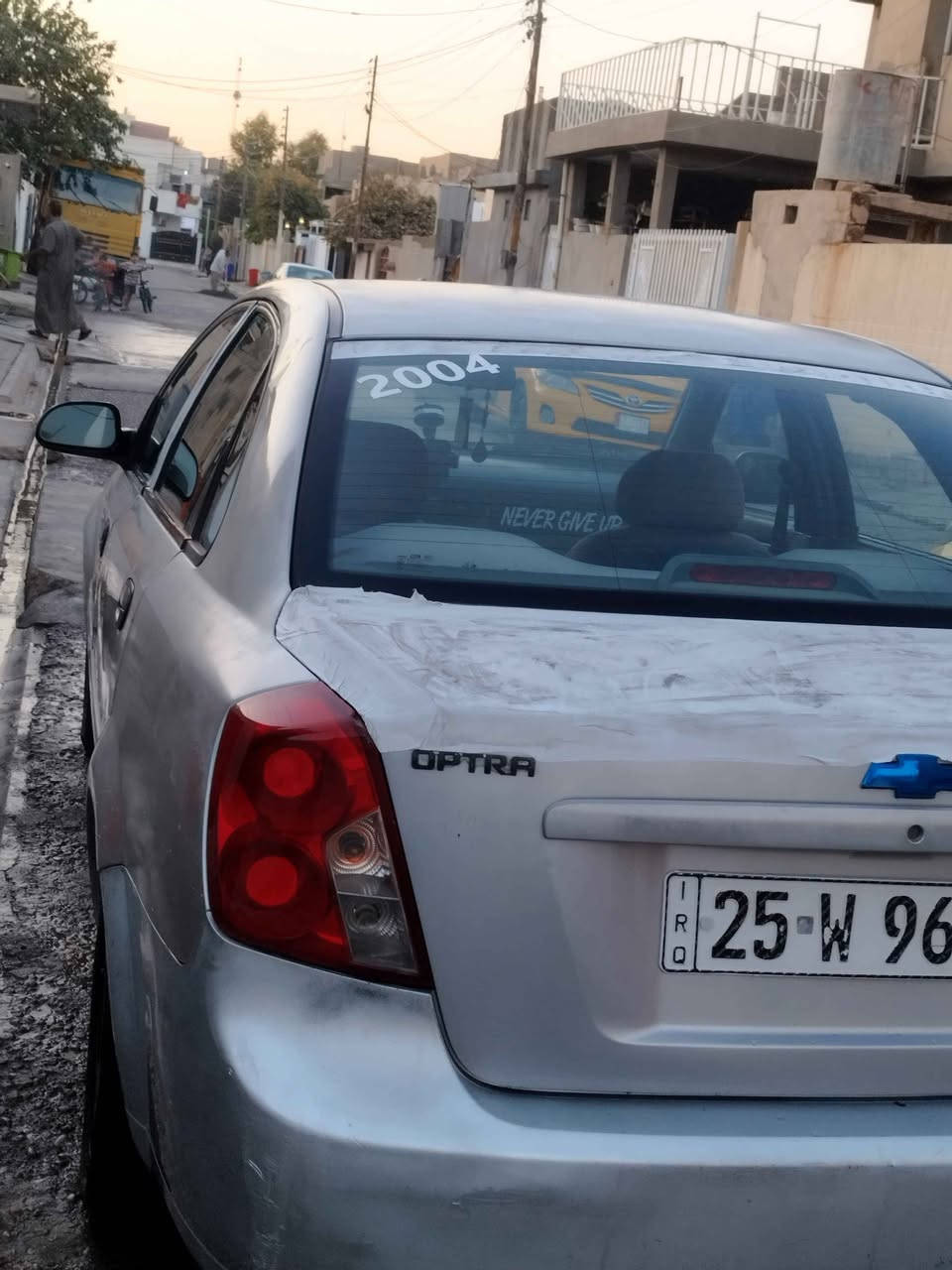 سلام عليكم اوبترا موديل( 2004 ) رقم كركوك مشروع وطني رقم الالماني الجديد سنويه جديد لحد(  2030 ) السعر ( 66 ) وبيها مجال بسيط للطيبين بيها دفتر بانزين گير عادي بريك ABS صاحب السنويه بكركوك وكاله بأسمي سياره صبغها بلادي ما مصبوغ صبغها رايح شويه مجلوح موضح بالصوره كهربائيات شرط كلها شغال مابيها ضربات فقط تعديل بارد باب الخلفي ومكانات موضح بالصوره سياره بلاديه كير محرك شرط لا تبخير لا تنقيص فقط المحرك بيها صوت جعوب وبسيط كلش تخم تايرات 4 جديد بدلتها السياره مال جناي مكان كركوك شراي اتصل ع الرقم (***********) موجود بيها واتس اب هم ما اجاوب خاص رجاءا كركوك, العراق
