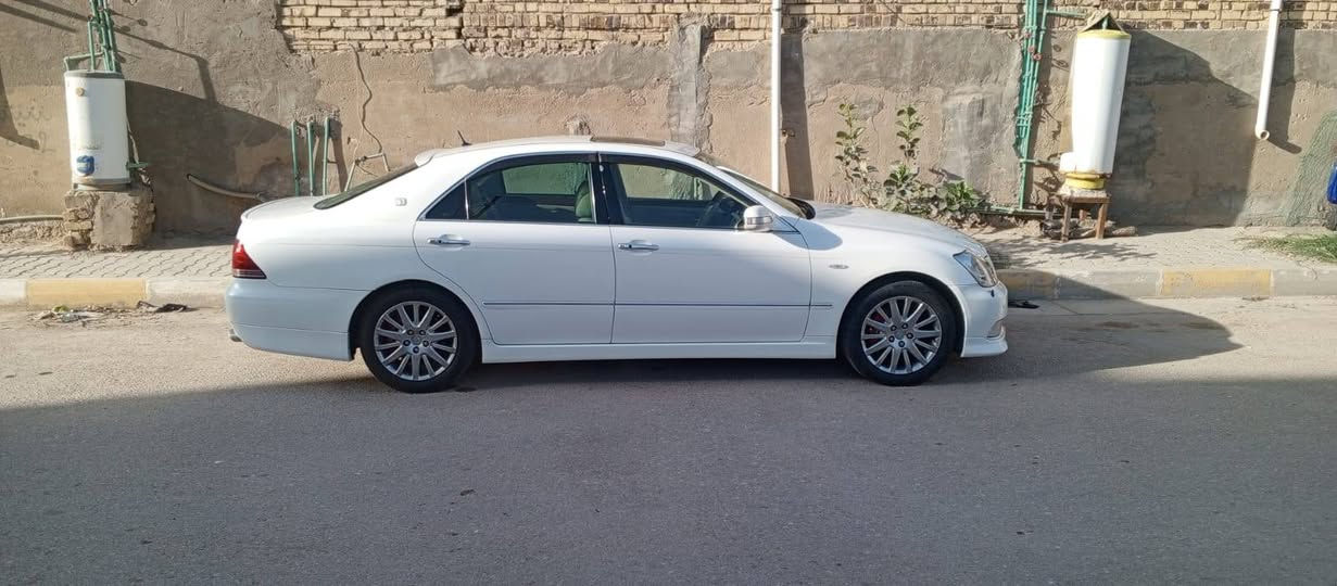 تويوتا كراون (شاهين أتلت) 2004

تسجيل قرار 315 (أصلي 100%)
4 دكم
3 بردات
حساسات أمامية وخلفية
محدث سستم كامل 10 قطع 2007
لحايا أمامية وخلفية وجانبية (بلاد)

ما بيها شي، باقي المحور كله يسرى بلاد
شاشة اندرويد يسرى
مشط ستيرن يسرى
يدة گير + صاجية يسرى
دشبول وفابريتر (مجمع تبريد) يسرى تفصيخ
كشنات جلد يسرى

مصبوغة عام باليابان (نفس اللون)
مكفولة كصة وضربة وشخوط

السعر: 🟧 السعر علق يوصلك السعر 📮
للتواصل: ***********

#تويوتا_كراون #شاهين_اتلت #كراون_2004 #تسجيل_قرار_315 #كلاسيك #بيع_سيارات
