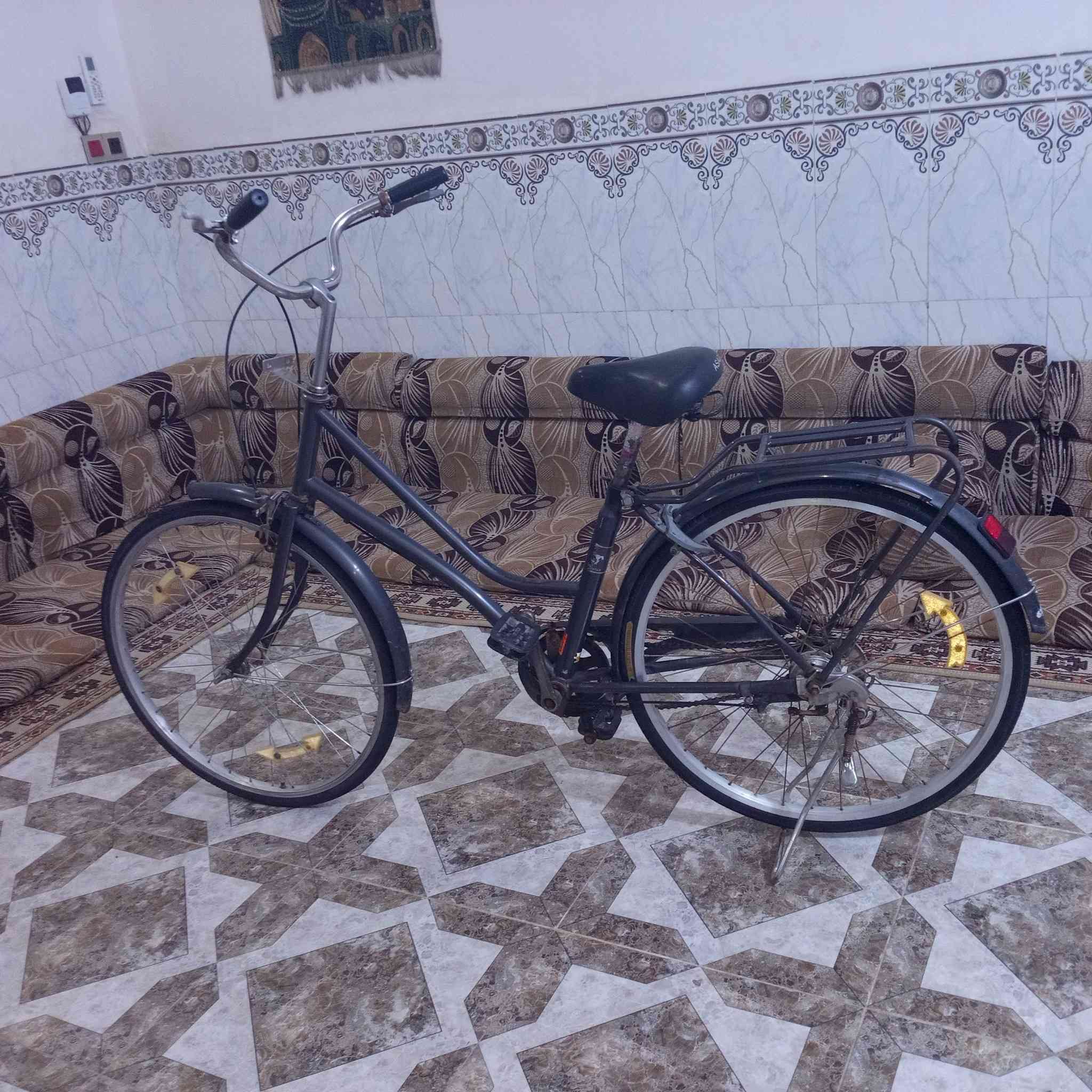 سلام عليكم  باسكل للبيع حجم 26 باسكل نضيف ومو تجاري موجود بي ختومات سعر 100 وبي مجال  العنوان قضاء النصر حي الامام الرضاء


**إذا كنت صاحب هذا الإعلان وتريد حذفه لأي سبب، رجاءا أرسل رسالة إلى الدعم الفني**