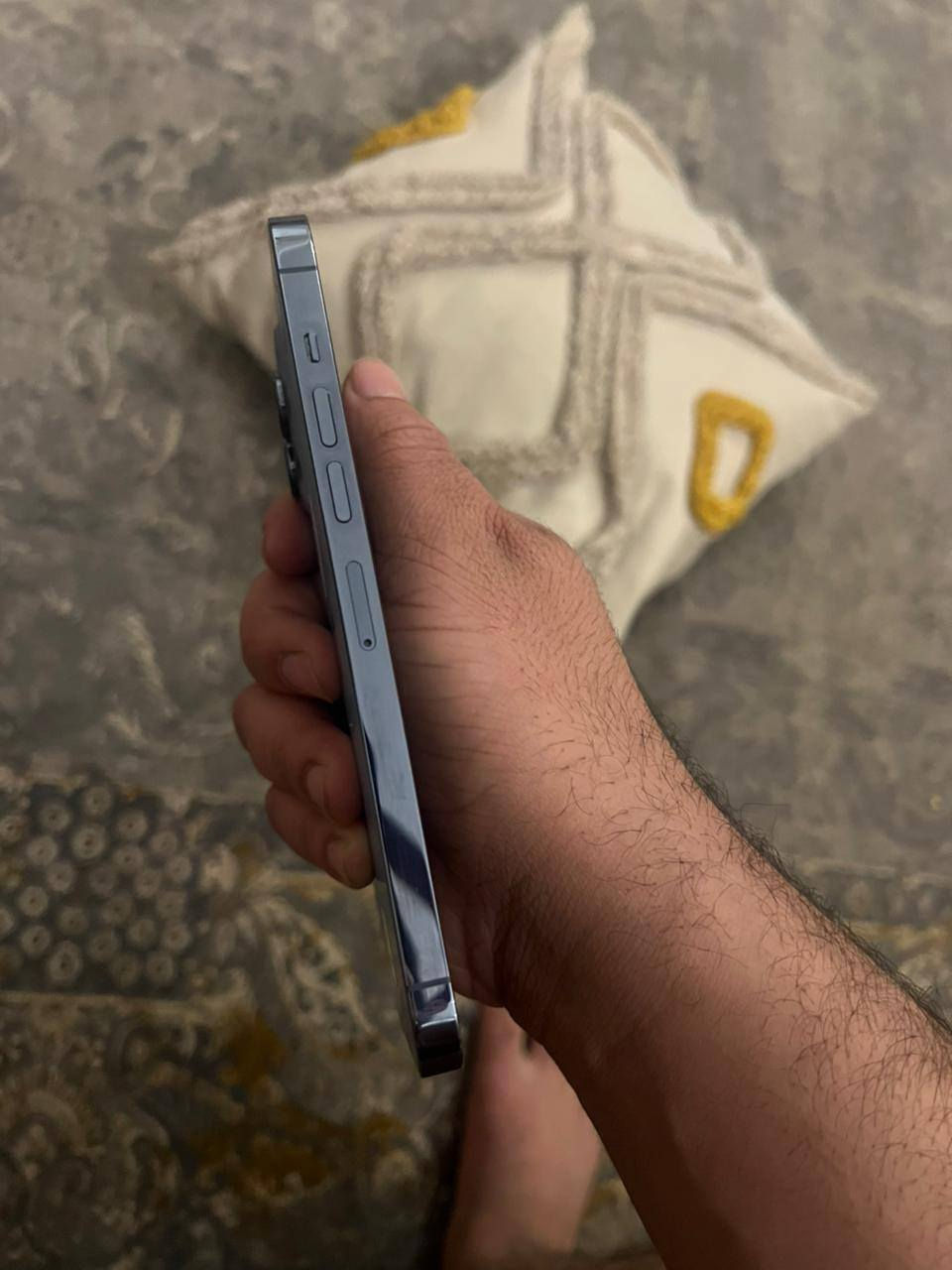 سلام عليكم ١٣ برو ماكس ٢٥٦ جهاز مفول شخط مابي جهاز بيه قطعه اصليه من ابل بطاريه 91 جهاز بدون ملحقات وجهاز وتر  سعر جهاز 575 
*********** مدينه الصدر
