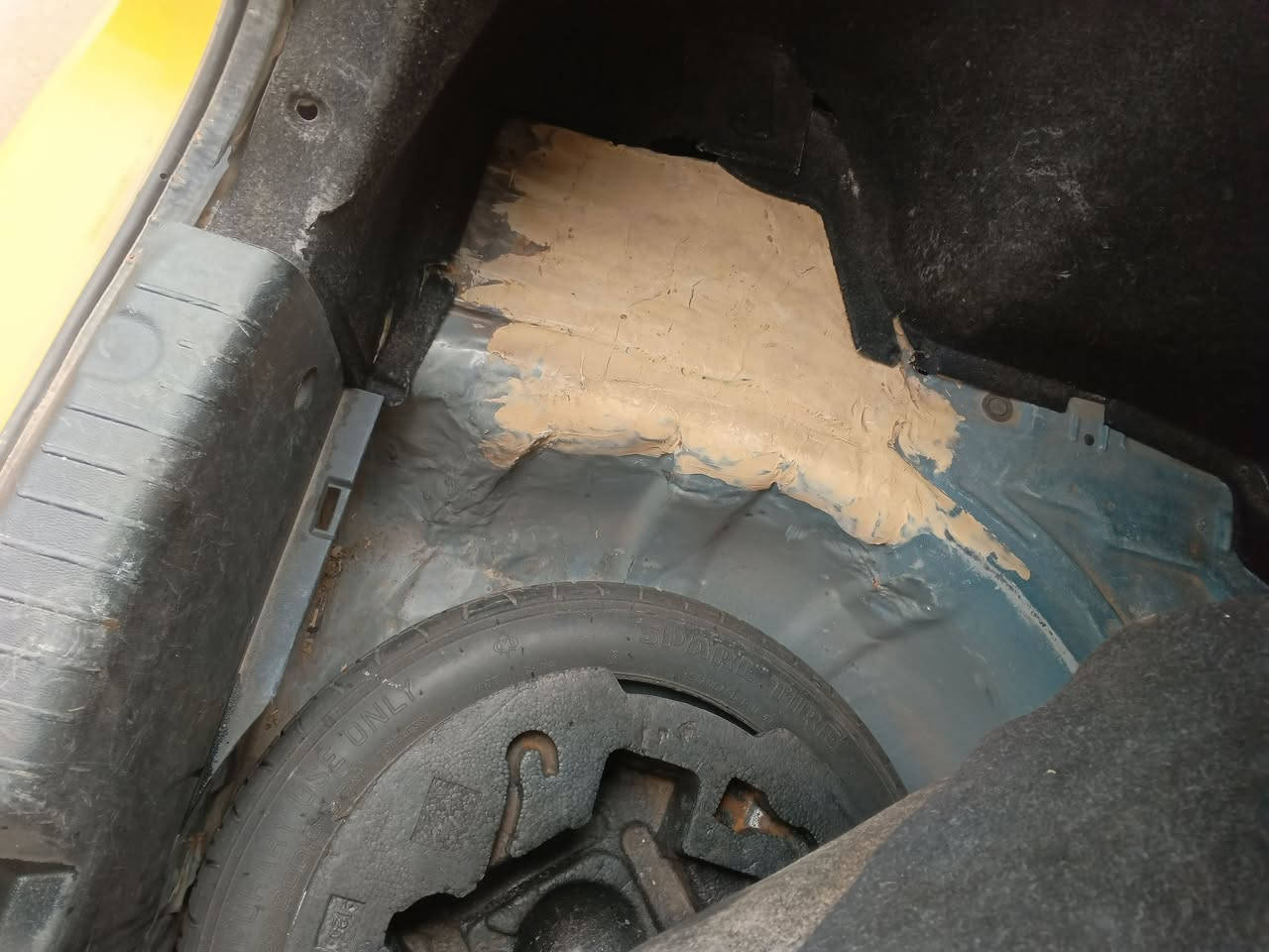 للبيع: هيونداي النترا 2010.
وارد أمريكي.
حادثها جنطة.
صدر جديد.
تدفئة وتبريد شغالين.
المكينة مفتوحة.
السيارة ما بيها نقص.
السعر: 100 ورقة.
المكان: مدينة الصدر.
رقم الهاتف: ***********.
