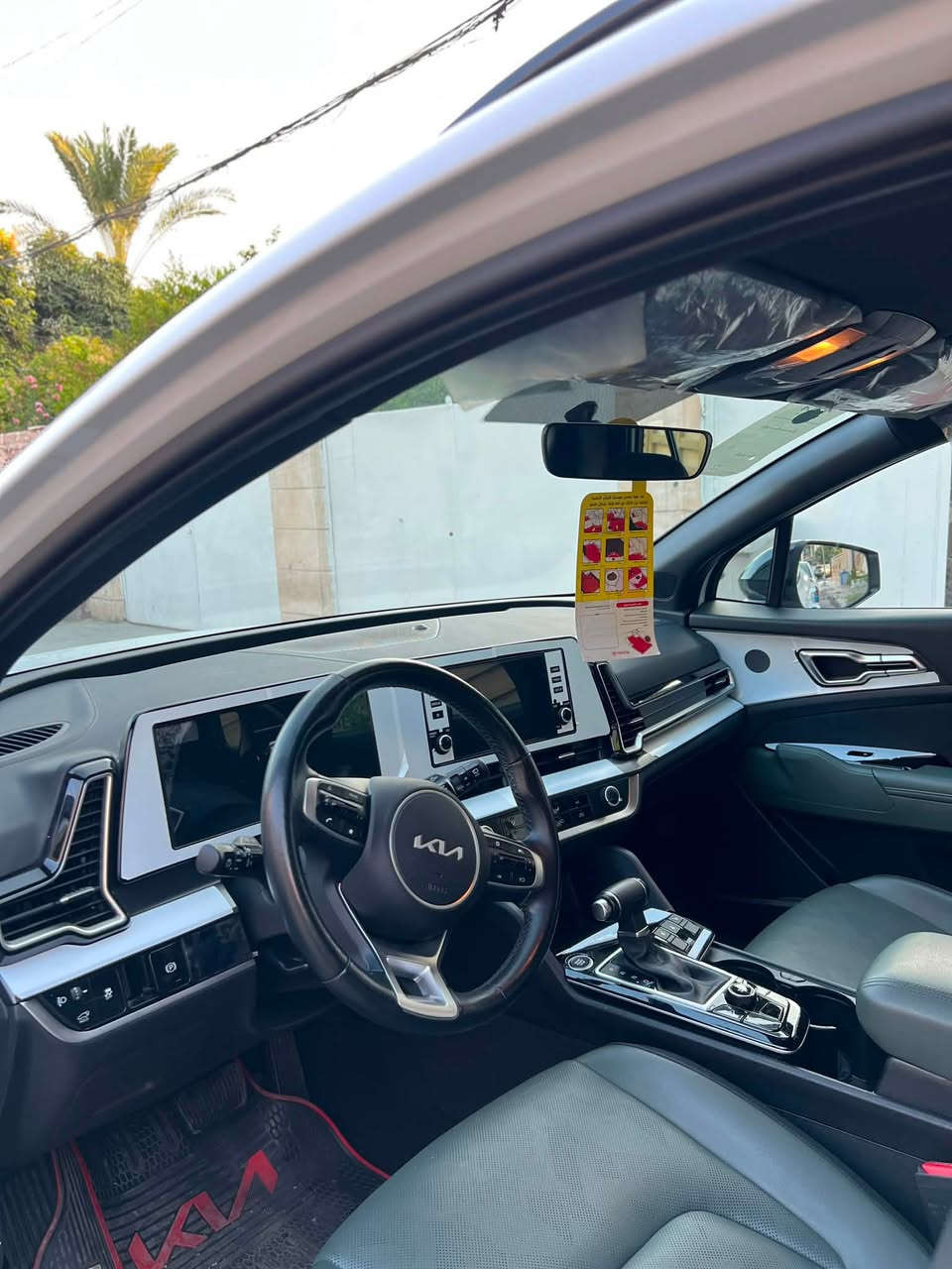 الرقم ***********
سبورتج٢٠٢٥ خليجي  جديده بلاك اديشن اعله مواصفات فول ماعده لفتحه اعله فئه سياره بعده على وضع شركه ماشيه ١٦ كير مكينه مكفول مكفوله كفاله عامه مكان سياره بغداد حي جهاد السعر ٢٣٨ وبيه مجال
