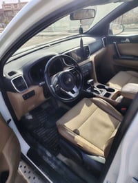 البيع كيه سبورتج ٢٠ ماشيه ٨٥ سعر 197. 07711386598