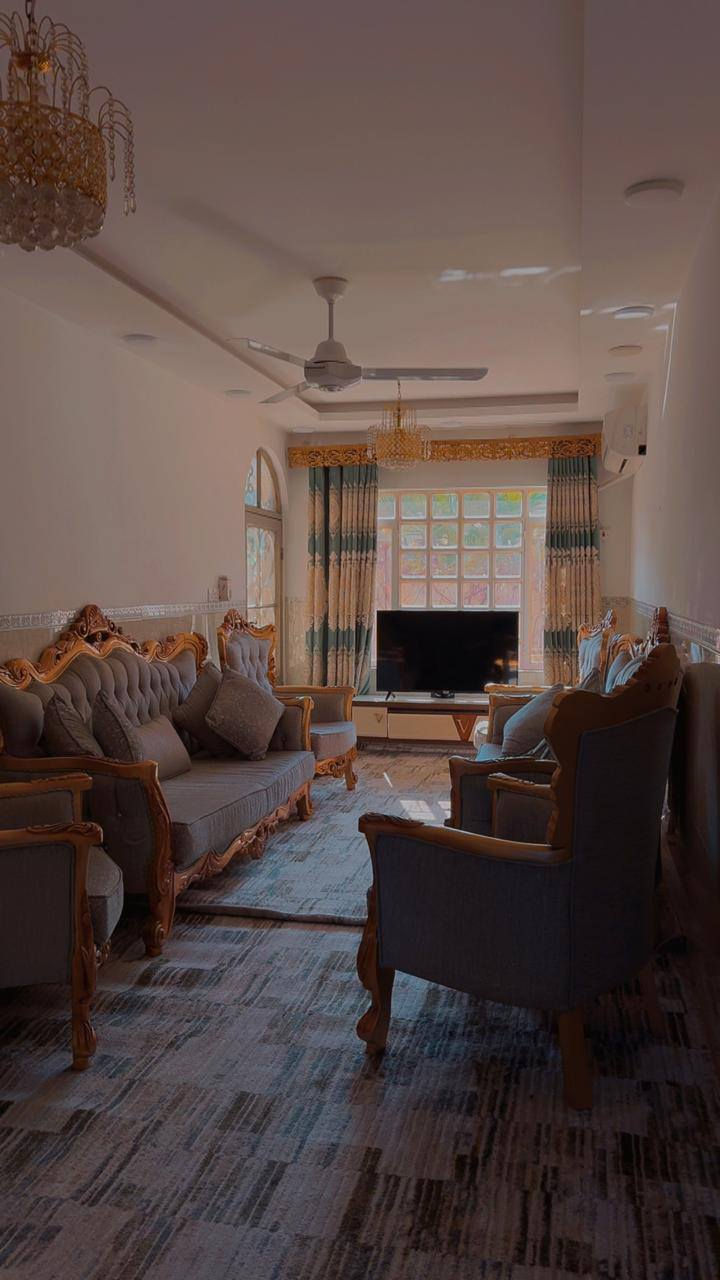 دارللبيع150م واجهه6الكندي الاولى شارع15بناء2012طابقين للاتصال مكتب عقارات الادهم ***********او0770177
