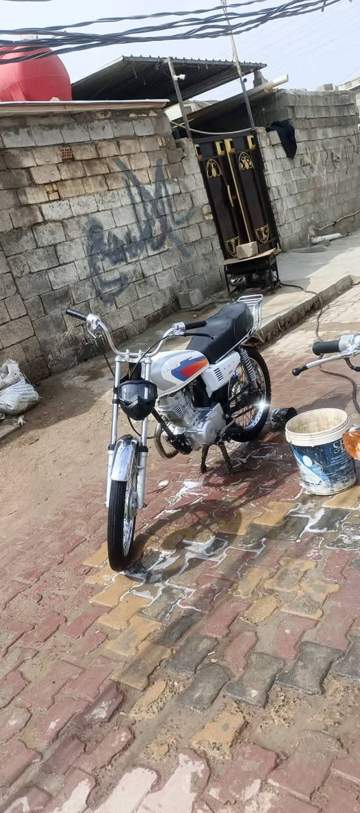 السلام عليكم شباب دراجه للبيع شاص قصبه بدون ونظيفه ومحركه ومبدله تو مشتريه جديد وسعر 550


**إذا كنت صاحب هذا الإعلان وتريد حذفه لأي سبب، رجاءا أرسل رسالة إلى الدعم الفني**