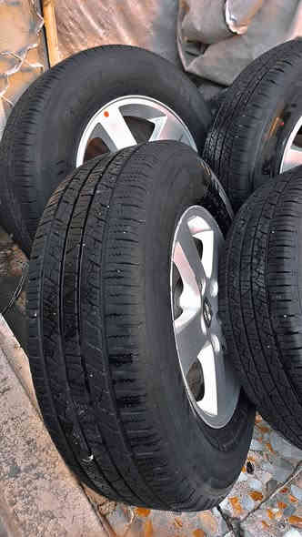 تخم تاير مع الول كب الحجم 225/70/16

 الإنتاج 2024 نضافه التاير ٩٠%

للعلم حته بالنز مسويله وحته هوه بي يعني جيب وشد

السعر375الف

مكان بغداد الرصافه  ***********
